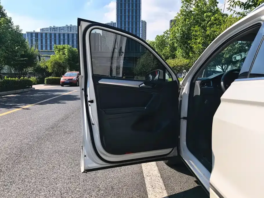 Volkswagen 途观L插电混动 — фото 6