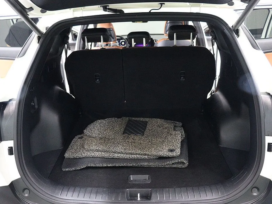 Kia Sportage — фото 7