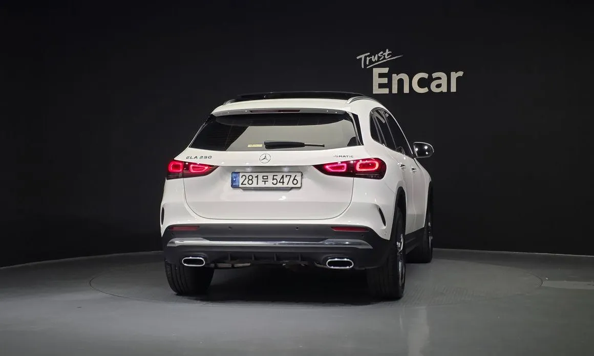 Mercedes-Benz GLA-Class — фото 8