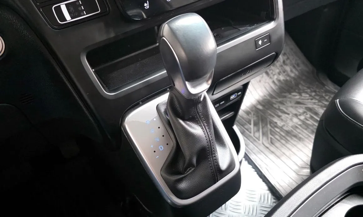 Hyundai Staria — фото 4