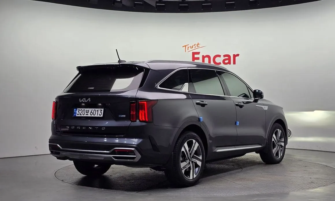 Kia Sorento — фото 9