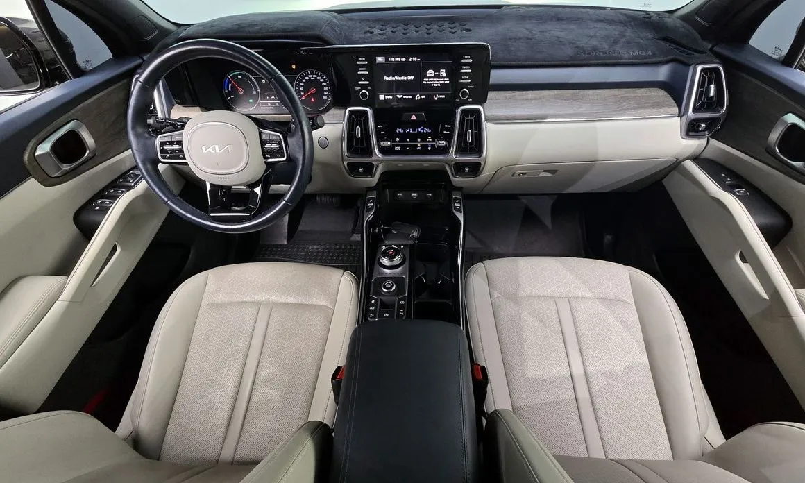 Kia Sorento — фото 5