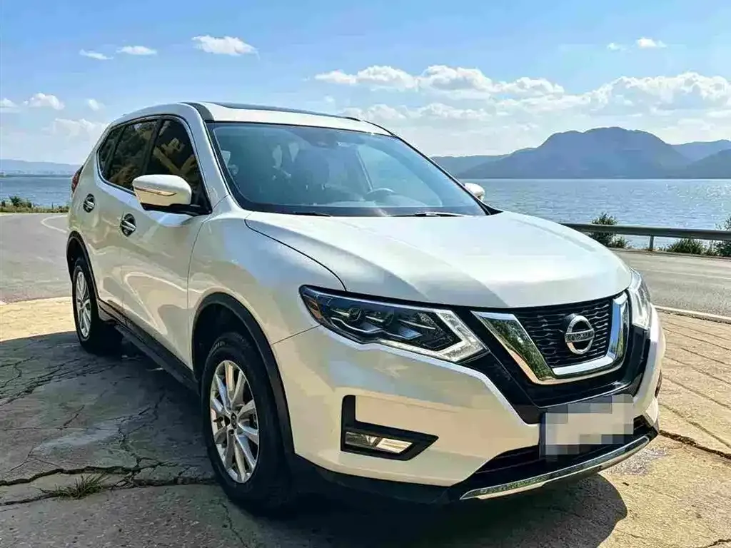 Nissan X-Trail — фото 8