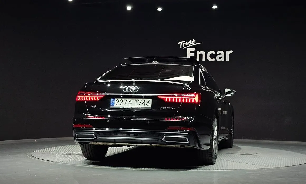 Audi A6 — фото 2