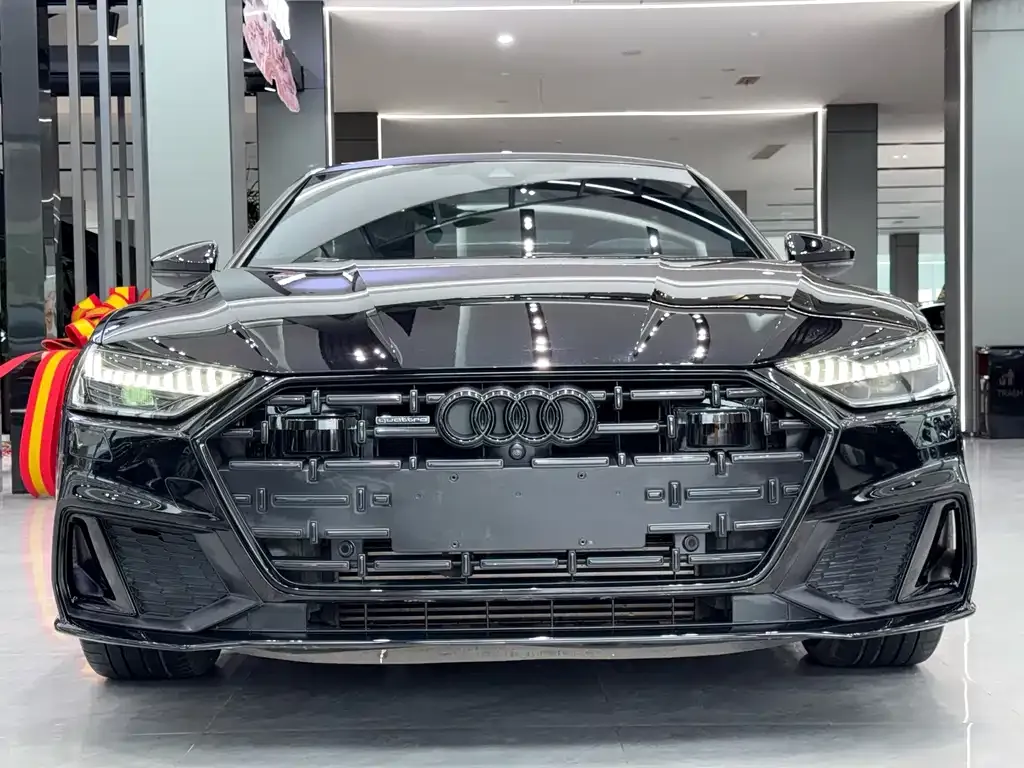 Audi A7L — фото 7