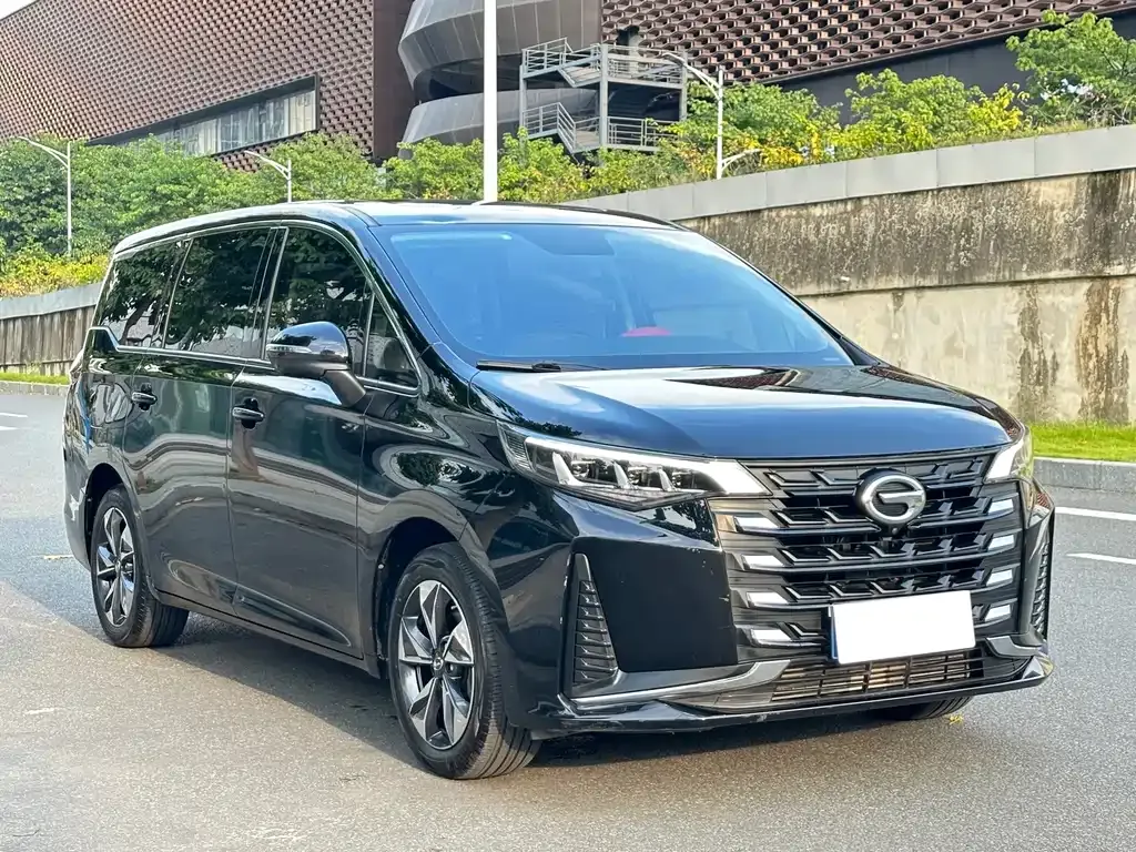 GAC Motor Trumpchi M6 — фото 9