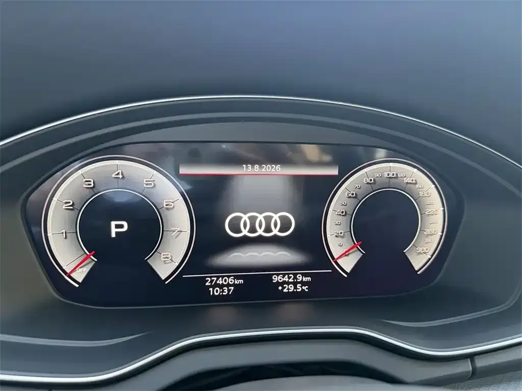 Audi Q5L — фото 3