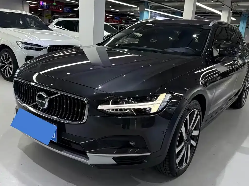 Volvo V90 — фото 1