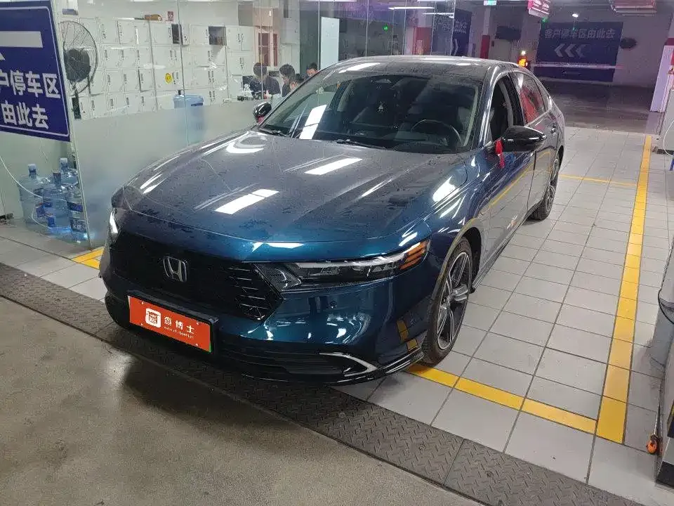 Honda Accord New Energy — фото 1
