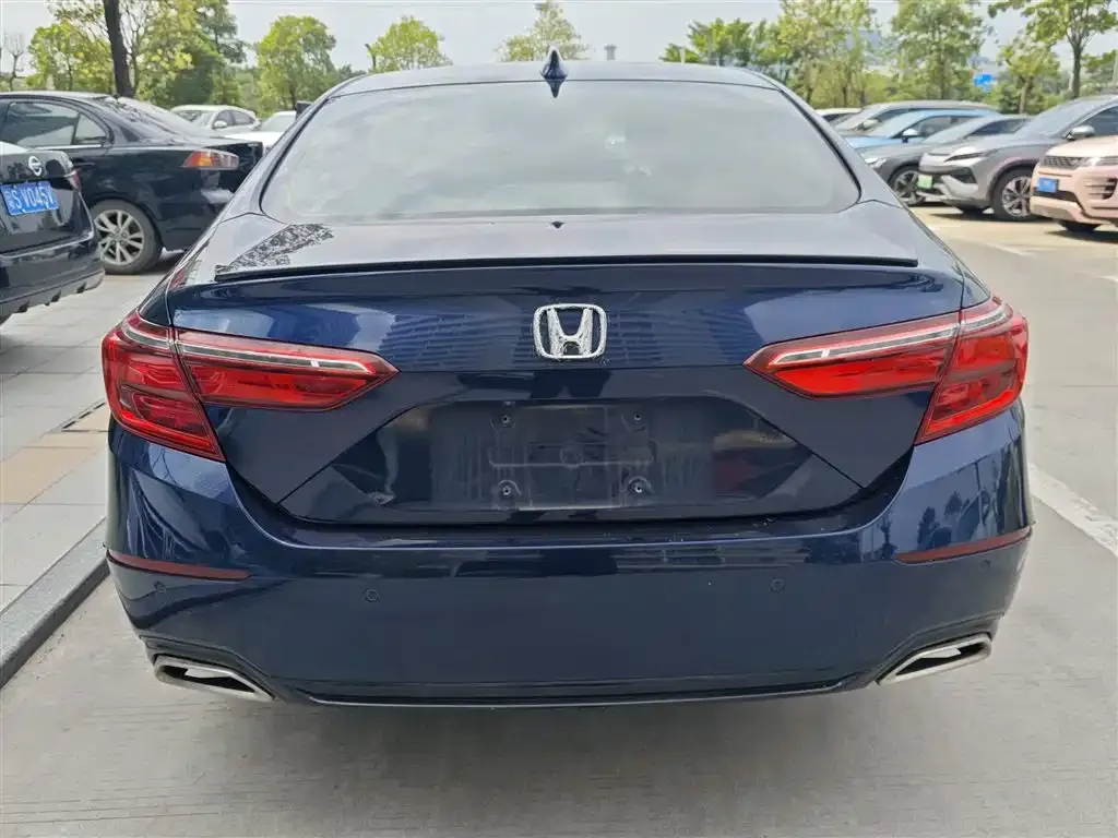 Honda Inspire — фото 2