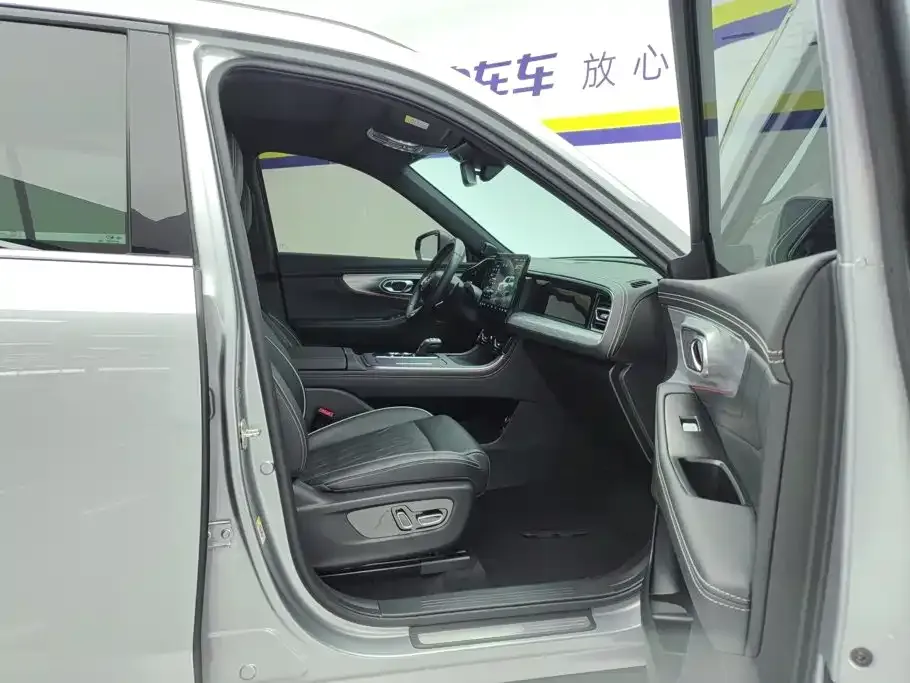 GAC Motor Trumpchi GS8 — фото 3