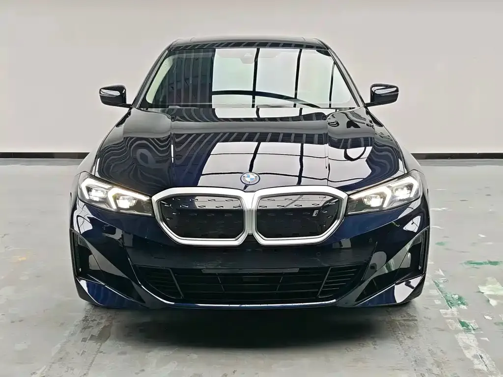 BMW i3 — фото 10