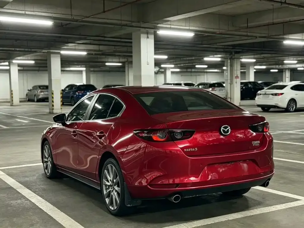 Mazda 3 Axela — фото 9