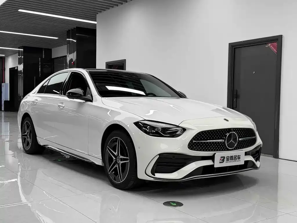 Mercedes-Benz C-Class — фото 7