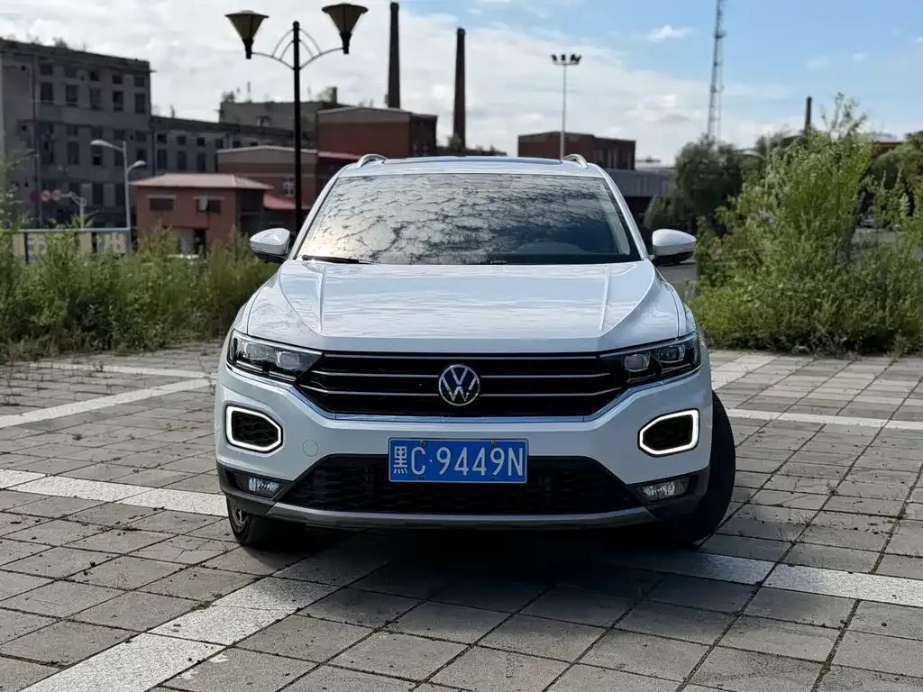 Volkswagen T-Roc — фото 5