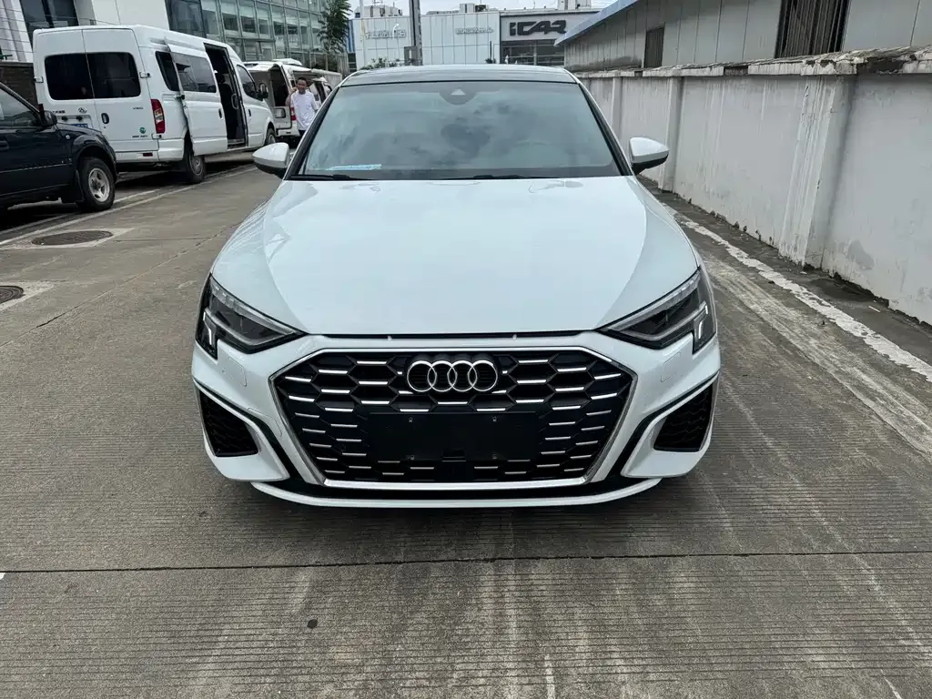 Audi A3 — фото 9