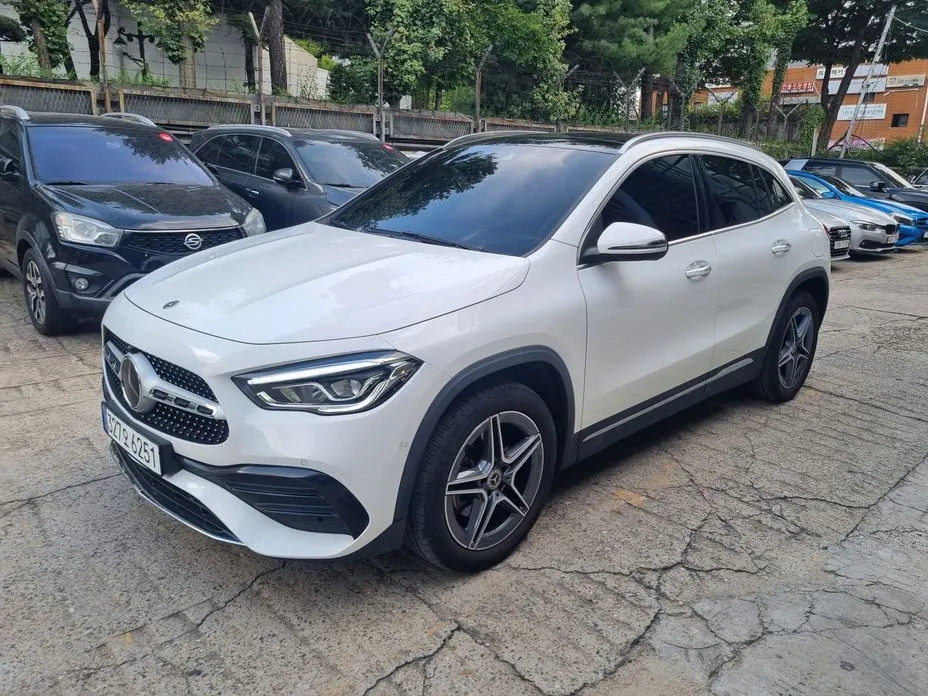 Mercedes-Benz GLA-Class — фото 10
