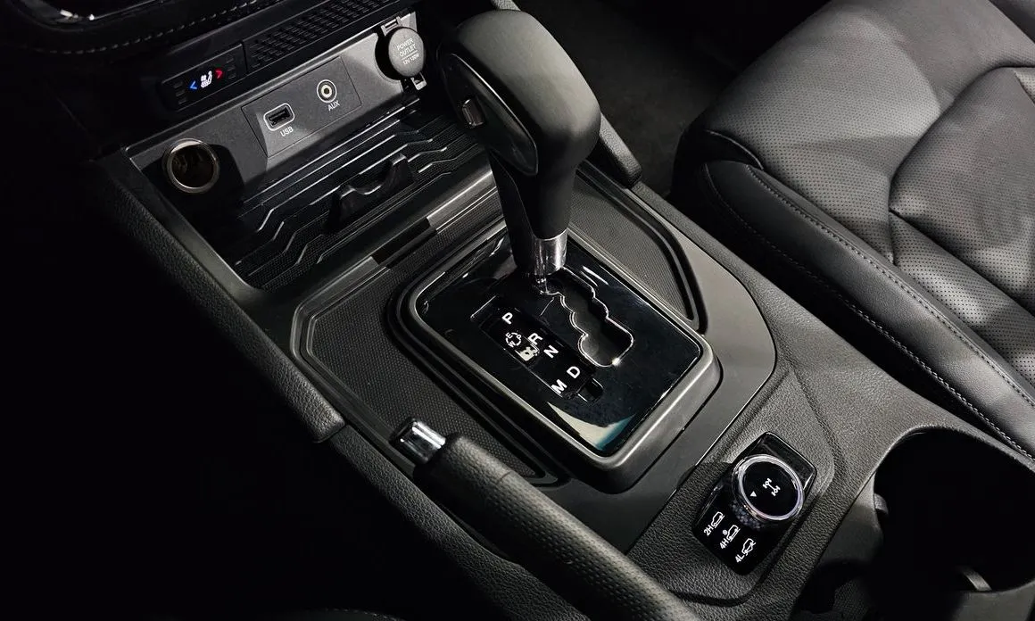 KG Mobility (Ssangyong) Rexton — фото 4