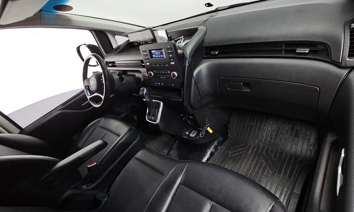 Hyundai Staria — фото 9