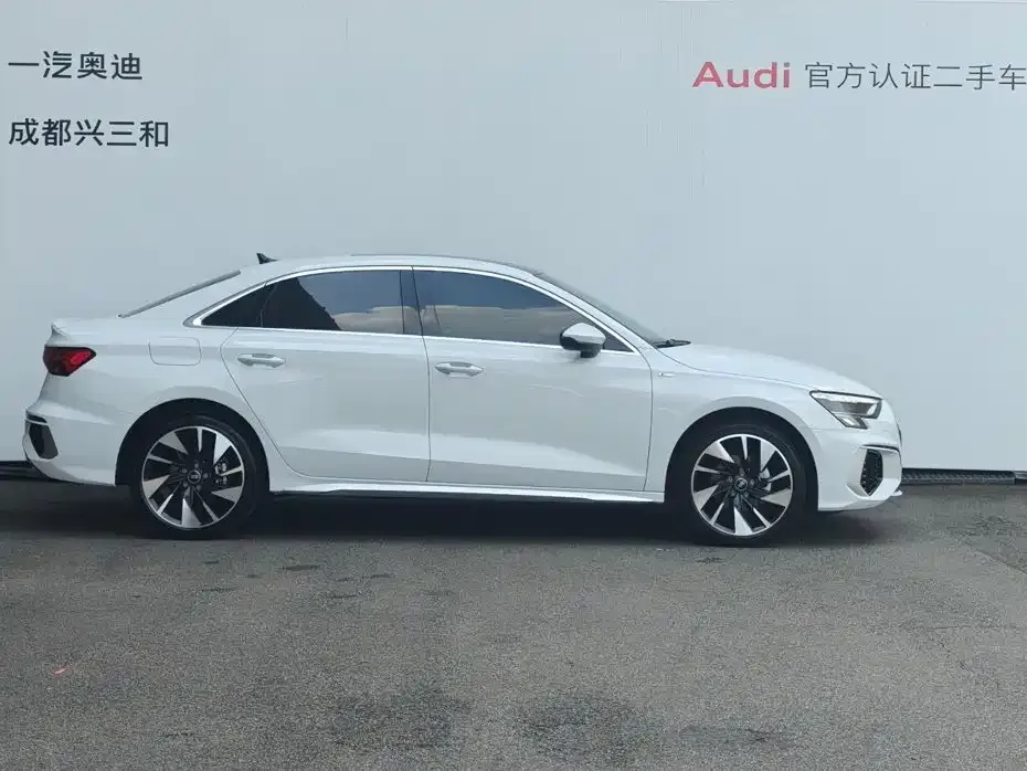 Audi A3 — фото 2