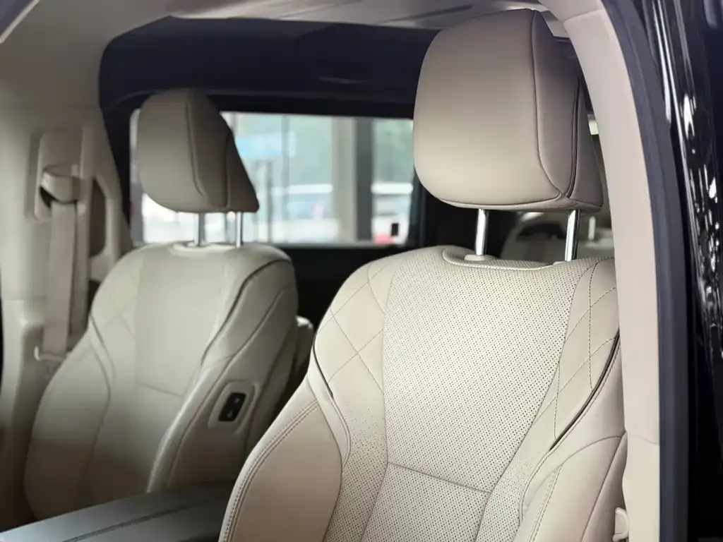 Toyota Alphard — фото 4