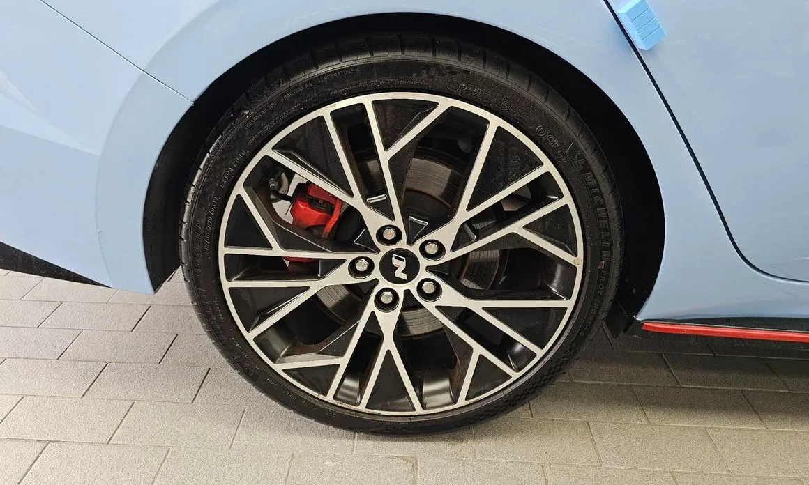Hyundai AVANTE — фото 8