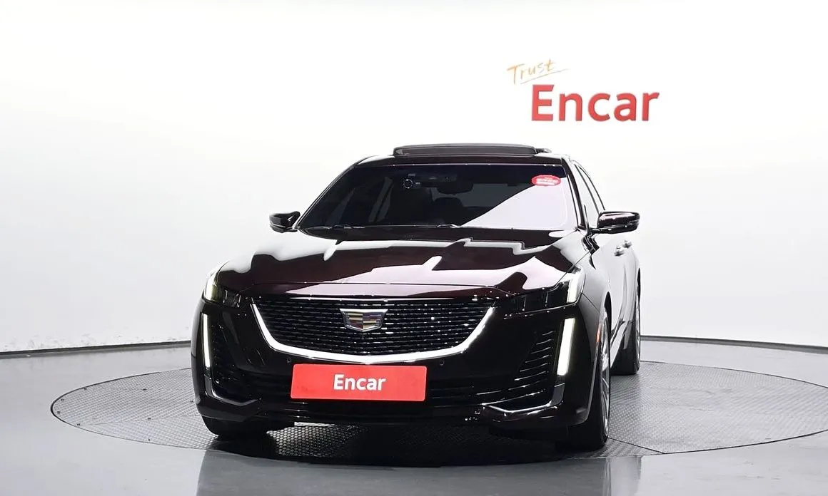Cadillac CT5 — фото 5