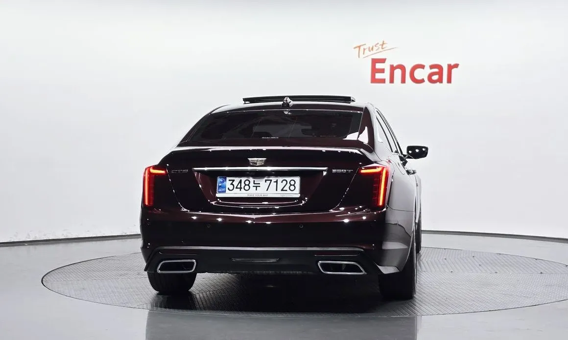 Cadillac CT5 — фото 2