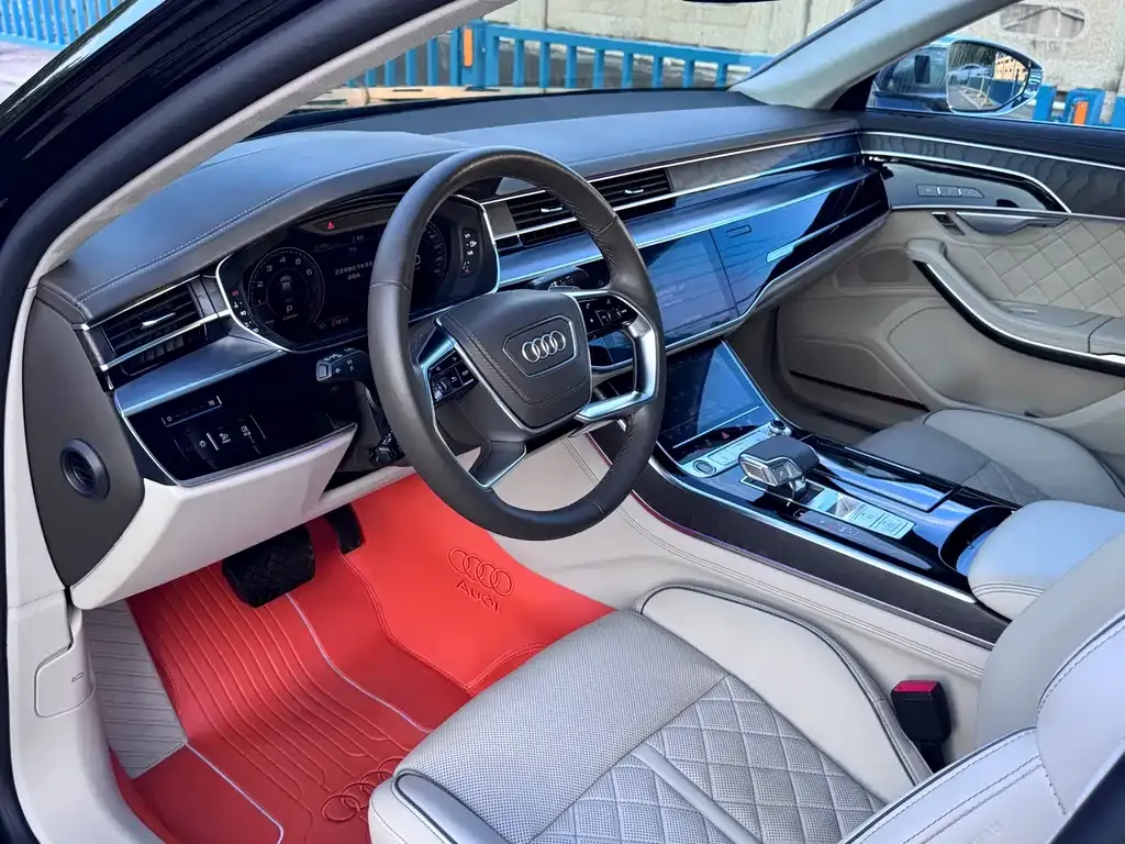 Audi A8 — фото 7