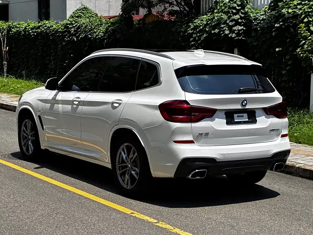 BMW X3 — фото 9