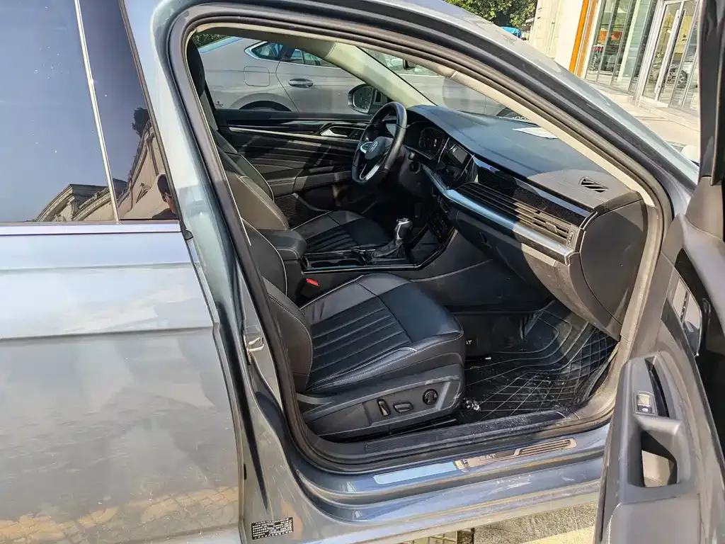 Volkswagen Passat — фото 2