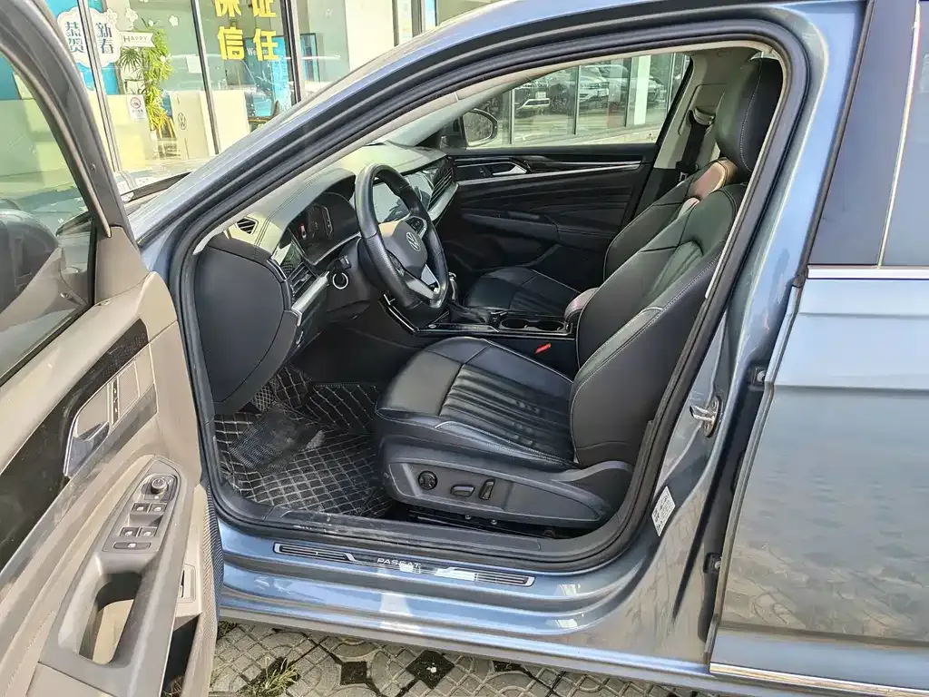 Volkswagen Passat — фото 9