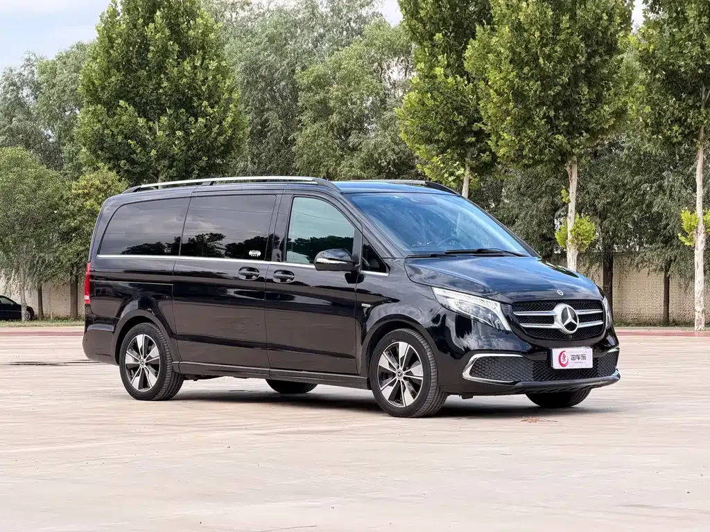 Mercedes-Benz V-Class — фото 10
