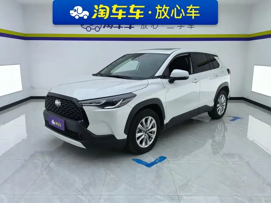 Toyota Corolla Cross — фото 1
