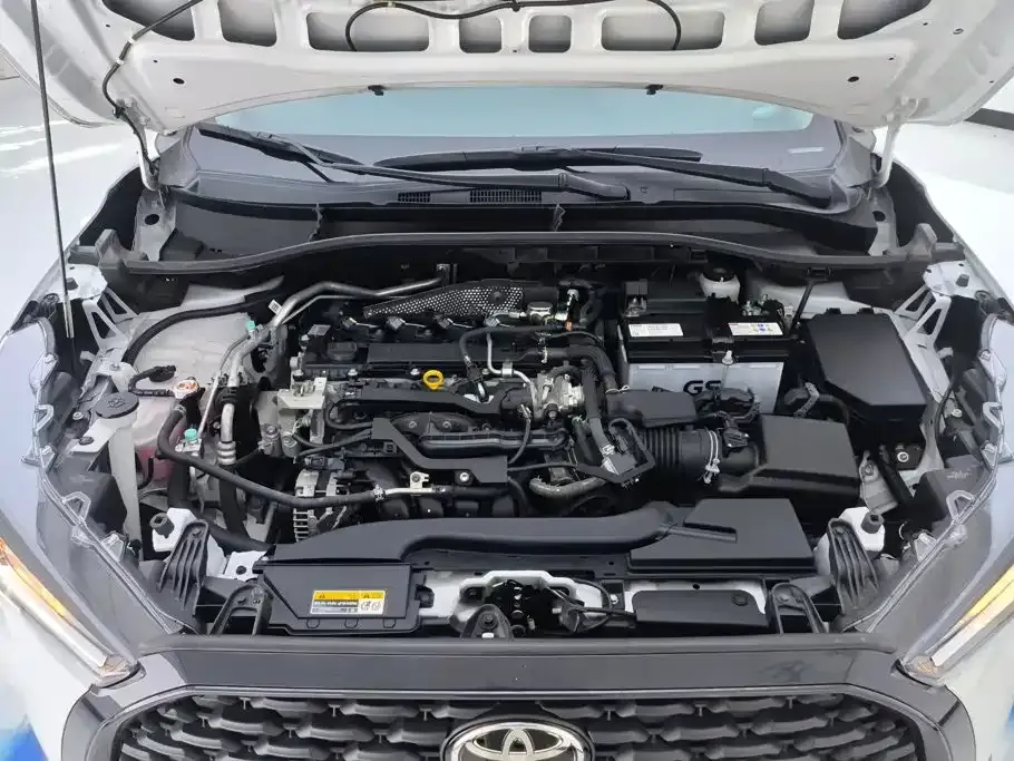 Toyota Corolla Cross — фото 10