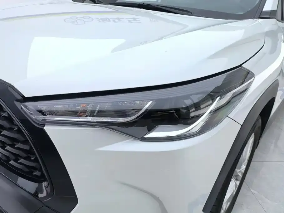 Toyota Corolla Cross — фото 2