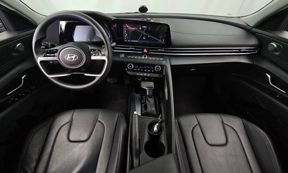 Hyundai AVANTE — фото 8