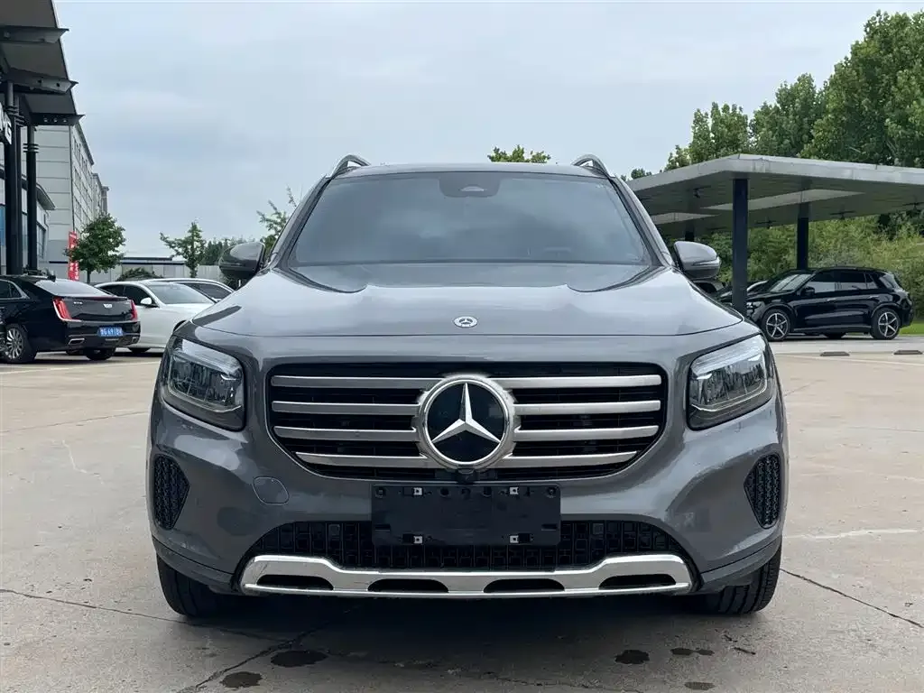 Mercedes-Benz GLB — фото 9