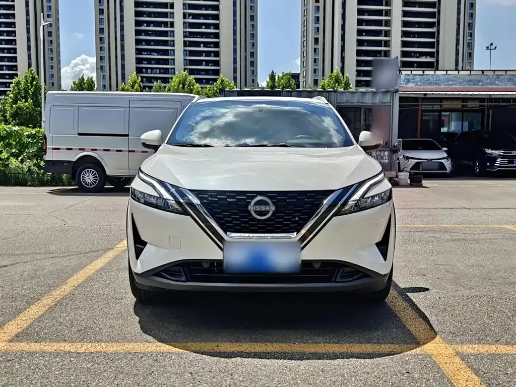 Nissan Qashqai — фото 7