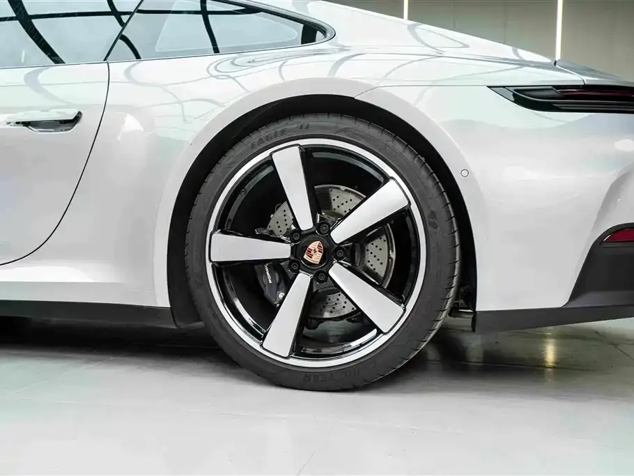 Porsche 911 — фото 10