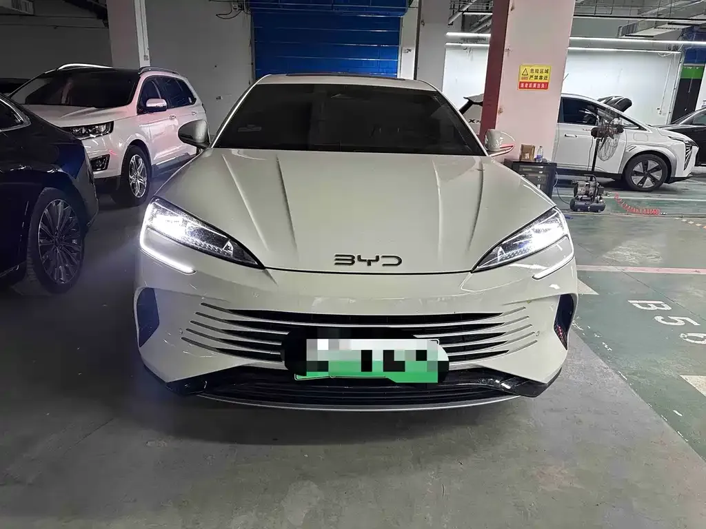 BYD Seal 07 DM-i — фото 6