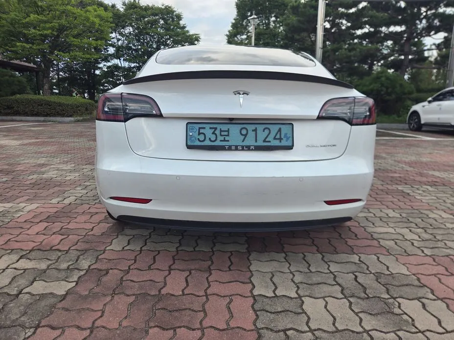 Tesla Model 3 — фото 5