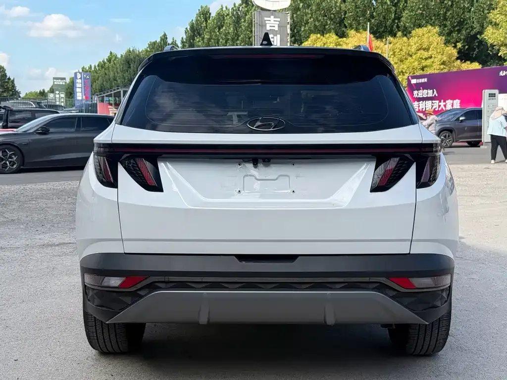 Hyundai Tucson — фото 2