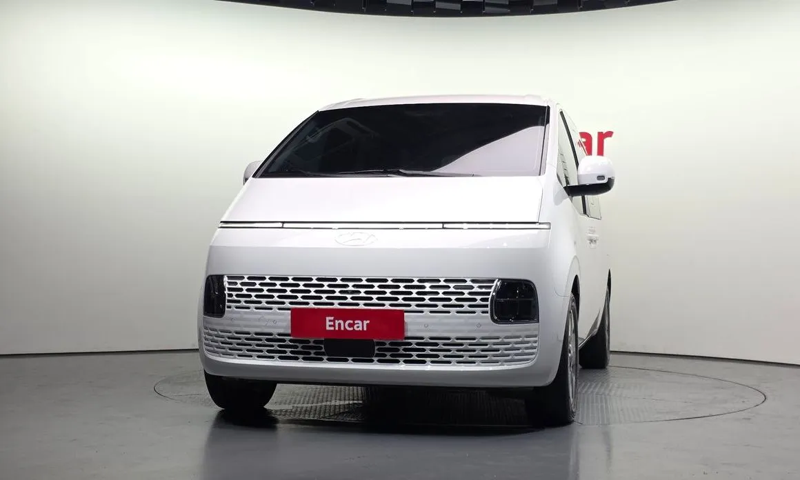 Hyundai Staria — фото 3