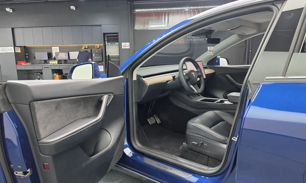 Tesla Model Y — фото 7