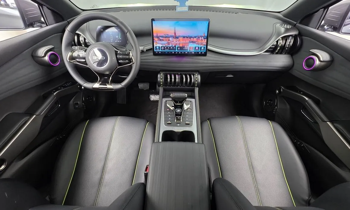 BYD Atto 3 — фото 10