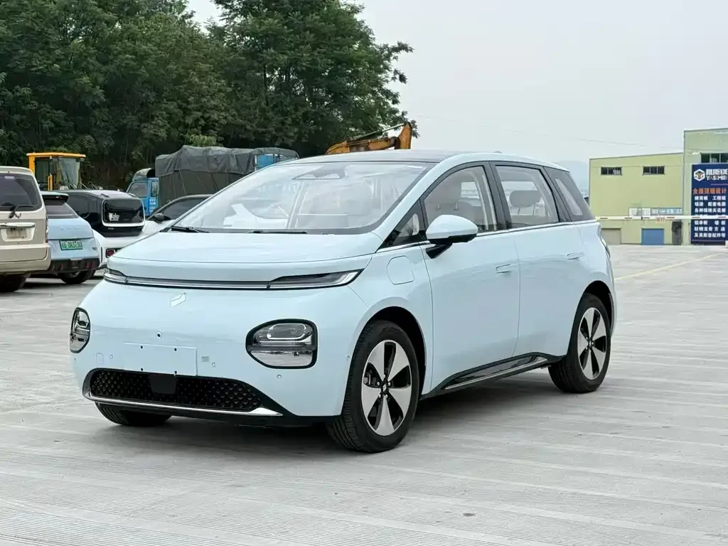 Baojun Yunduo — фото 1