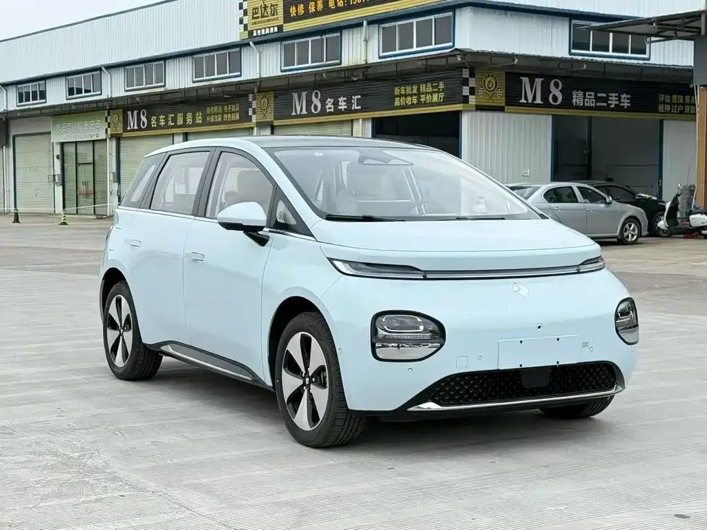 Baojun Yunduo — фото 9