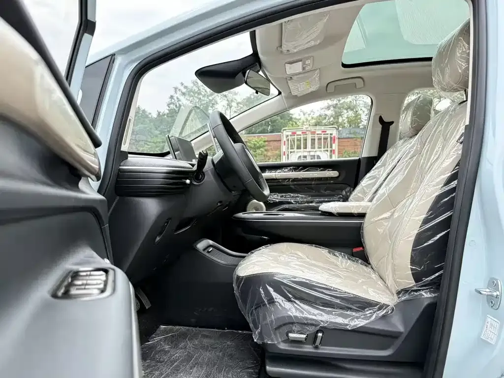 Baojun Yunduo — фото 2