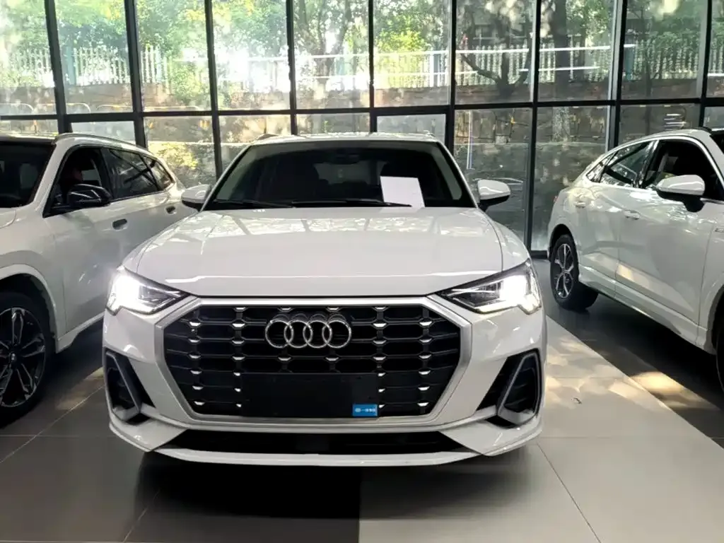 Audi Q3 — фото 5